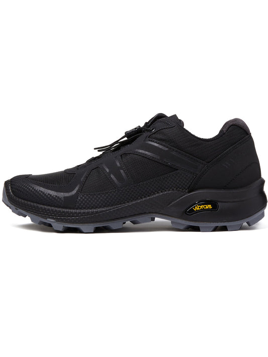 WVSport Oakes Cross Running Trainers in Black Edition