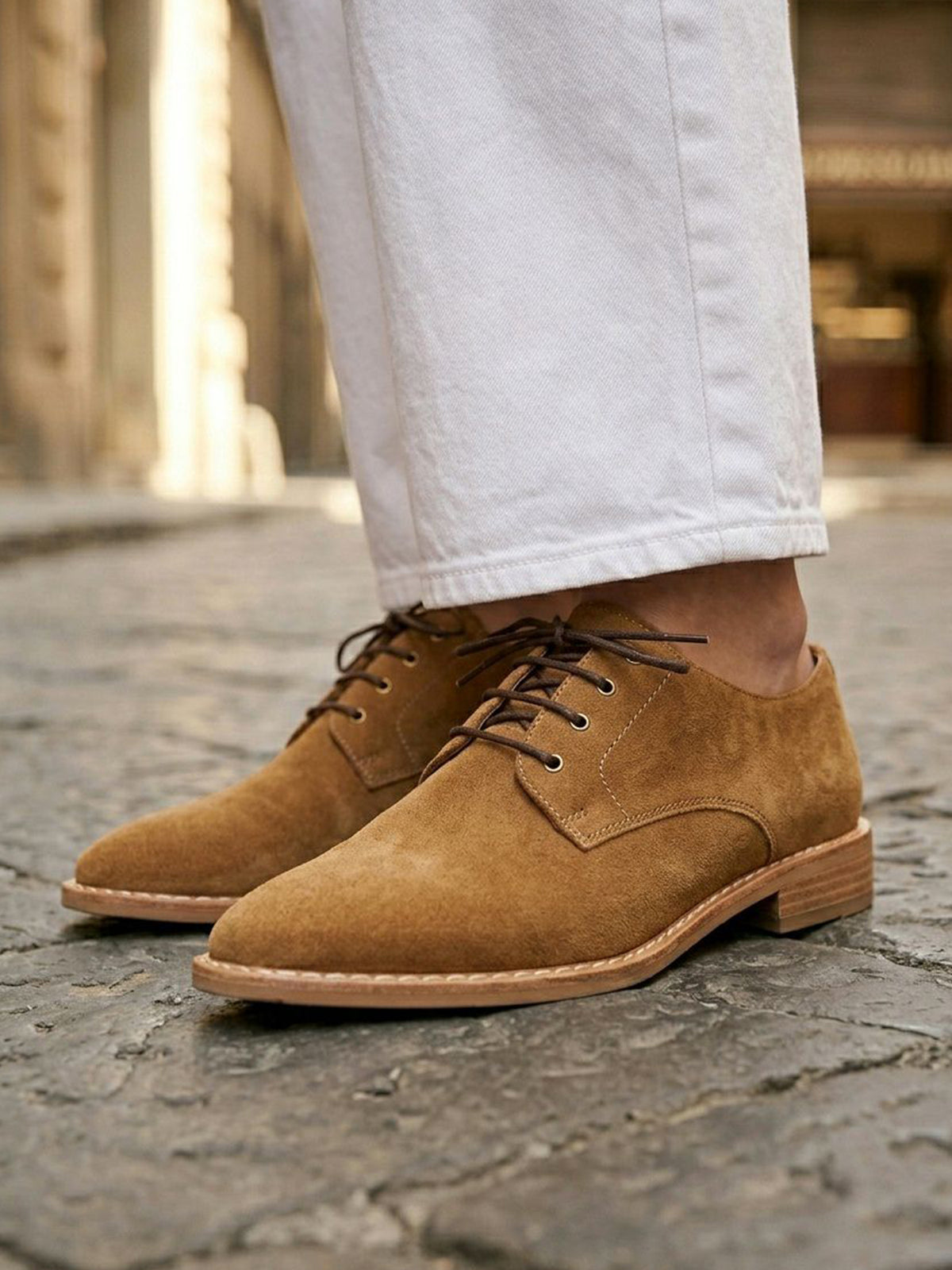Point Toe Derbys, toe detail