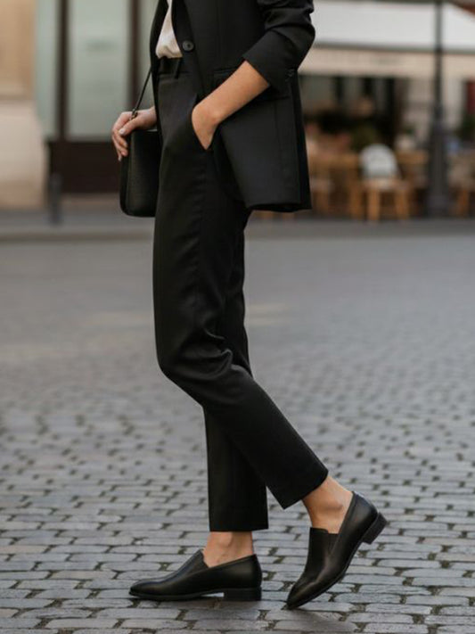 The Derby in Black