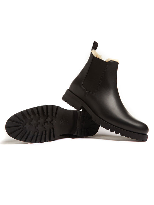 Luxe Insulated Deep Tread Chelsea Boots in Black