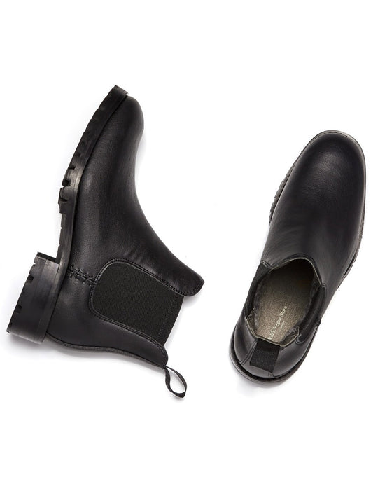 Insulated Waterproof Chelsea Boots in Black
