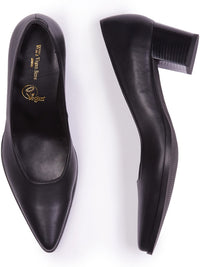 Point Toe Pumps, toe detail