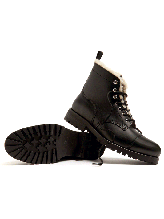 Insulated Work Boots in Black