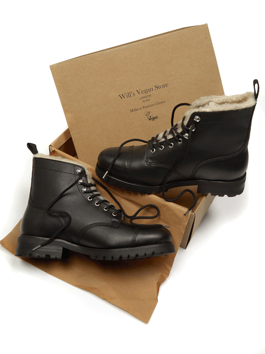 Insulated Work Boots in Black
