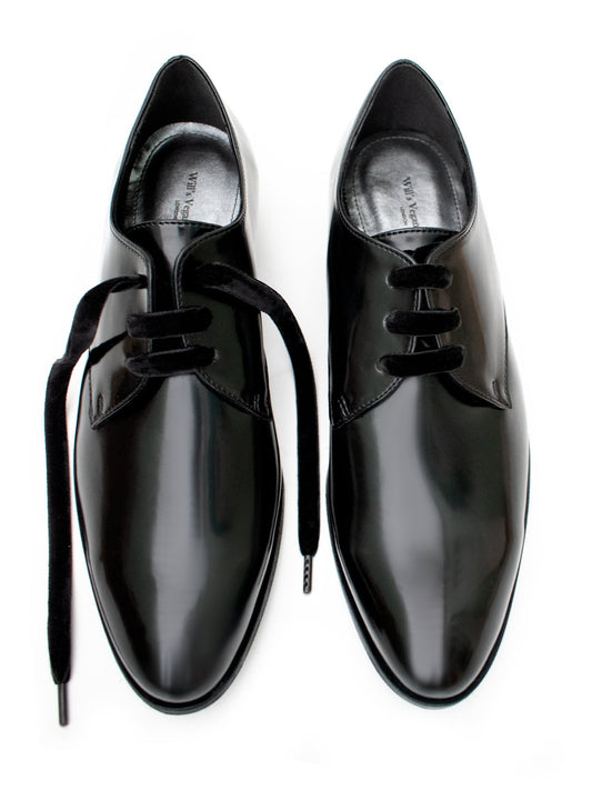 Luxe Derbys in Black