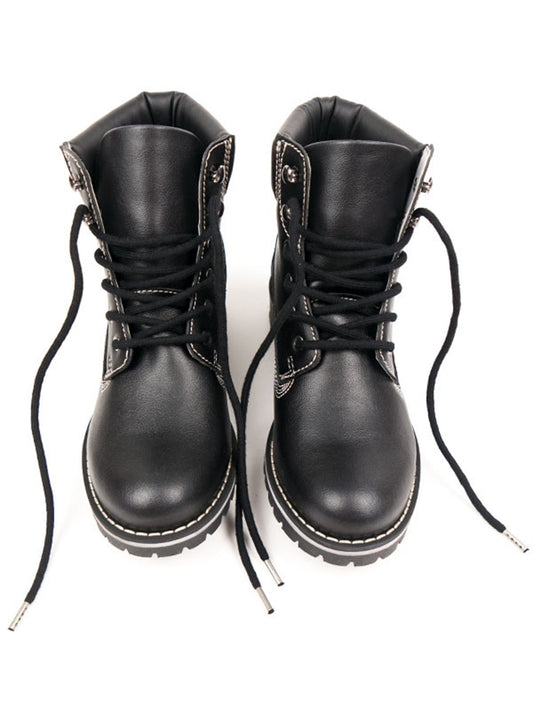 Dock Boots in Black